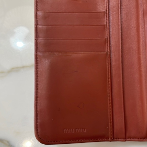 Miu Miu Pink Crocodile-Embossed Women's Wallet - Picture 10 of 13